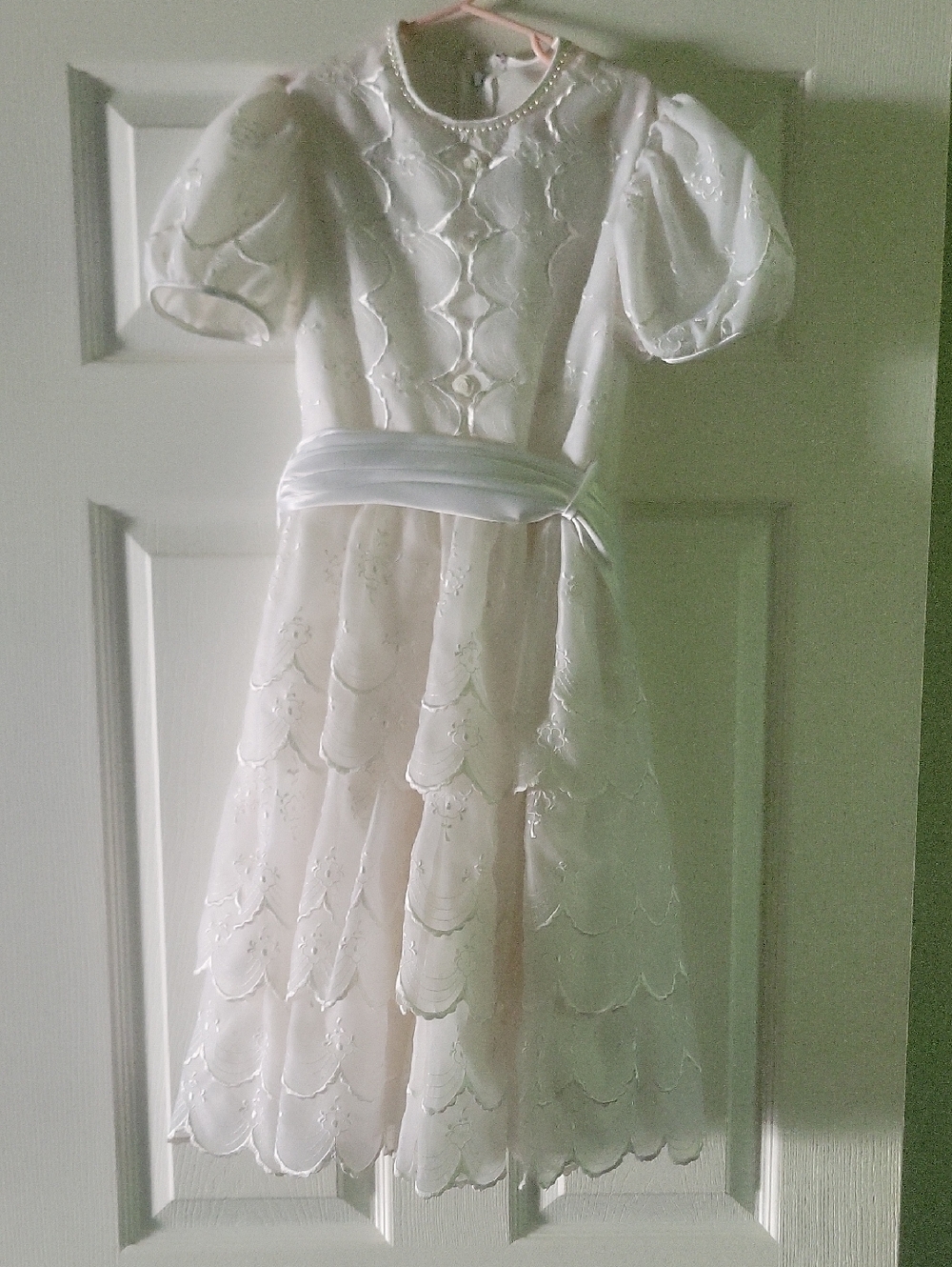 Vintage Ivory Scalloped Lace Communion Dress